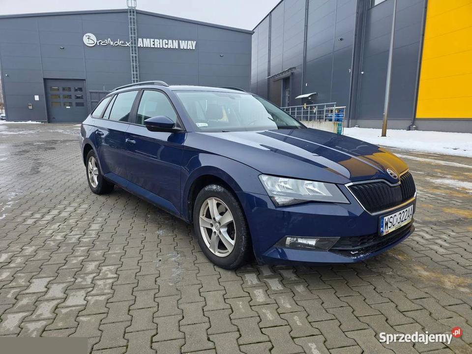 Skoda Superb 16 TDI Ambition 120 215r Salon Karolków Szwarocki