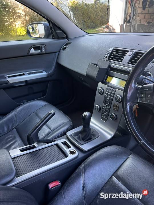 Volvo S40 20 benzyna 145 2008 RHD 3800 Rok produkcji 2007 Pańki