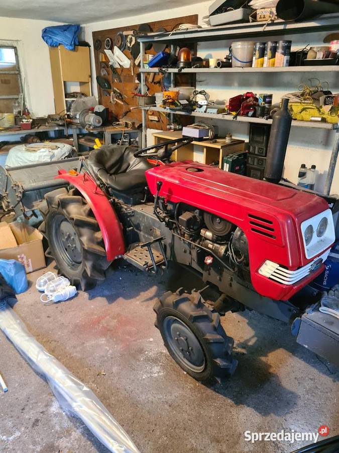 Minitraktor do niewielkich prac polowych Płoty sprzedam