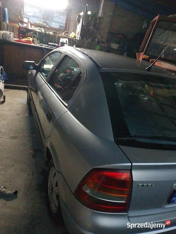 Opel Astra garażowany Astra Międzyrzec Podlaski