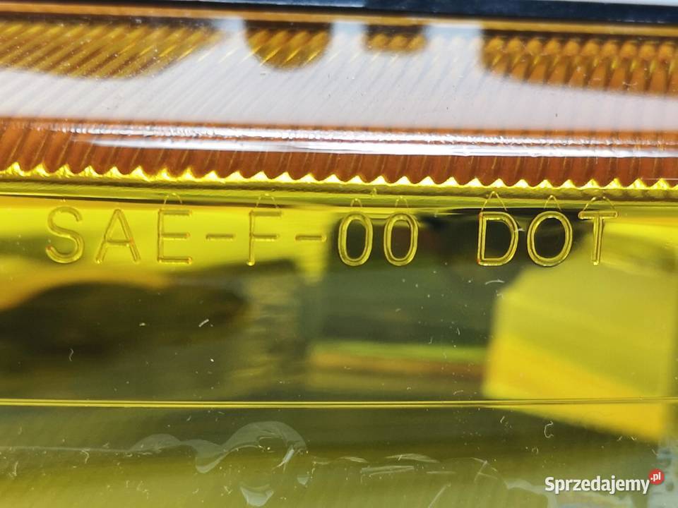 KOMPLET LAMP PRZECIWMGIELNYCH PRZÓD KIA CARNIVAL sprzedam