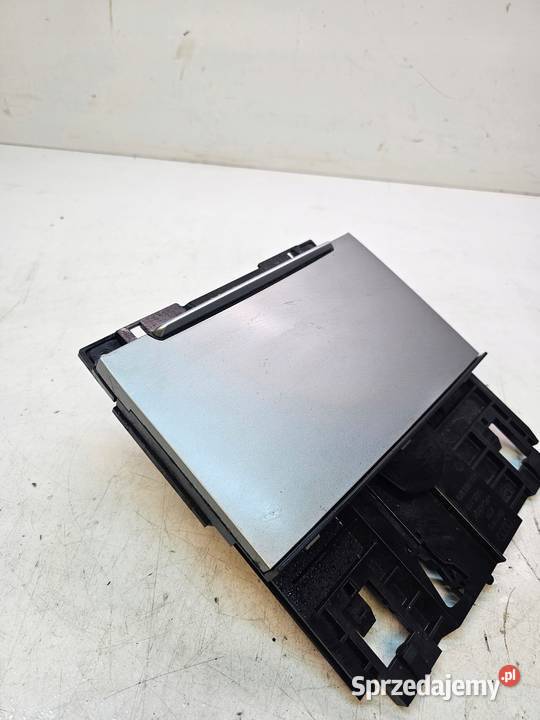 POPIELNICZKA PRZÓD AUDI A6 C7 4G0863273 Przystajń sprzedam