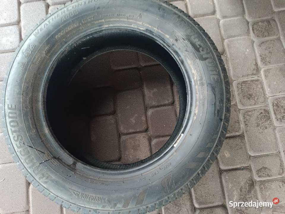 Opony zimowe 22560 R17 2 sztuki Bridgestone