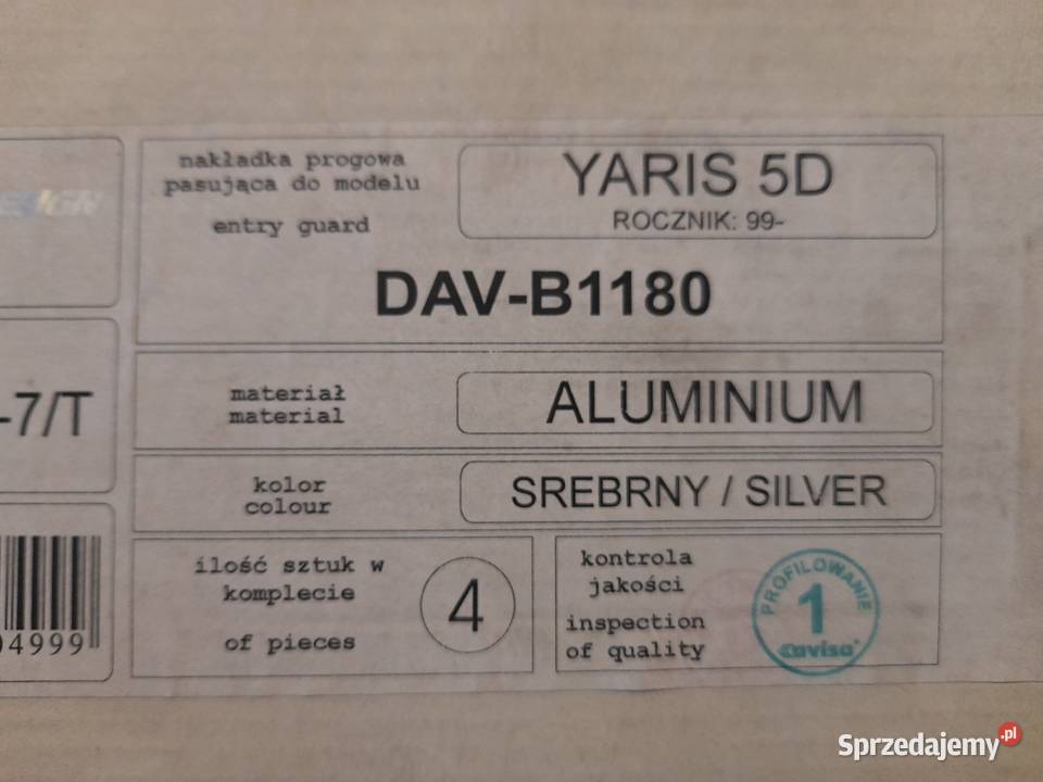 Listwy nakladki progowe wersja 5d toyota yaris l osobowe Warszawa