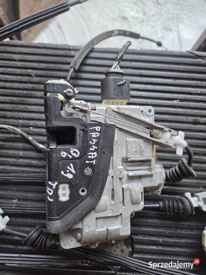 Zamki drzwi Passat b6 Łagów