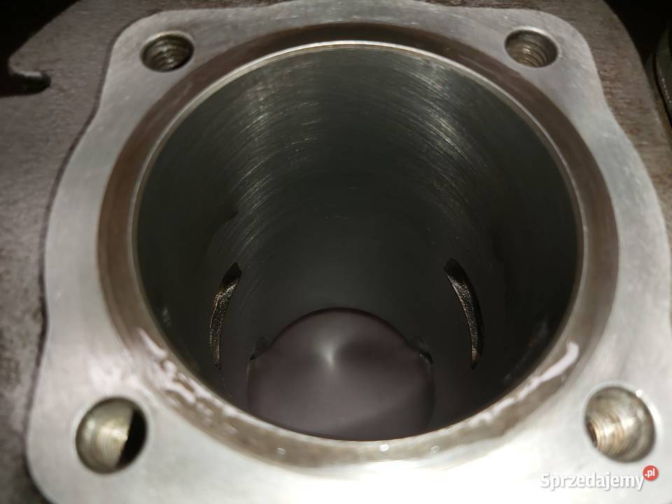 Trabant P 601 Nowe tłoki i cylindry szlifie mazowieckie Piaseczno sprzedam