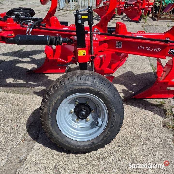 Pług obrotowy 180HP AKPIL 4 zab HYDRAULICZNE w Maszyny uprawowe Opoczno