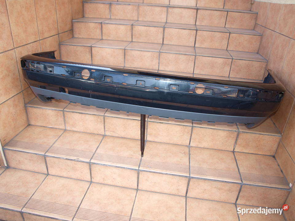 BMW 3 E36 zderzak tył sedan 1990 1998r Kalisz