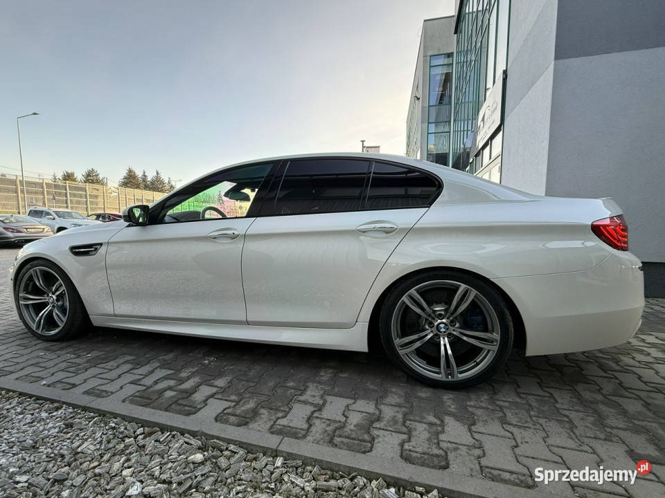 BMW M5 FVAT23 560 Bezwypadkowy Mały przebieg V tempomat Węgrzce