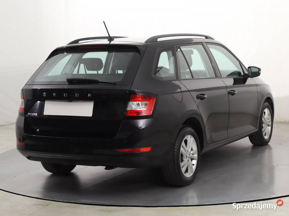 Skoda Fabia 10 TSI Rok produkcji 2020 Katowice