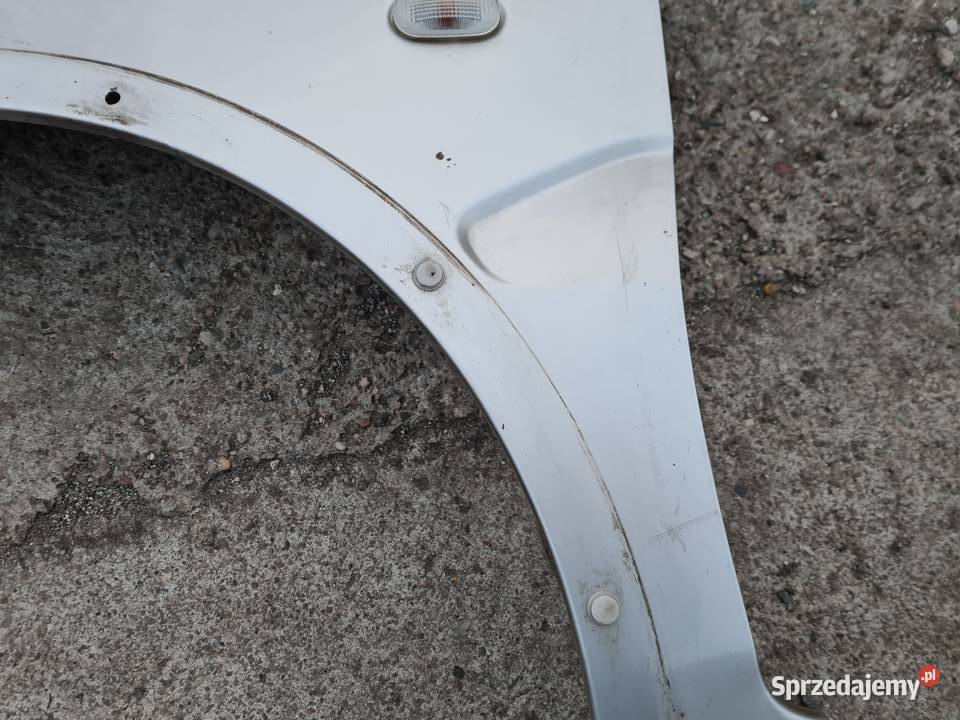 Suzuki Ignis II MH błotnik przedni srebrny ZCC