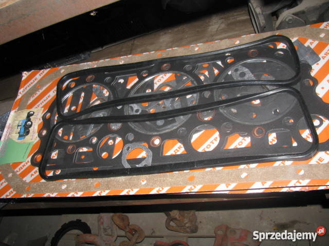 Kirowiec K700 kpl uszczelek Wierzbówka