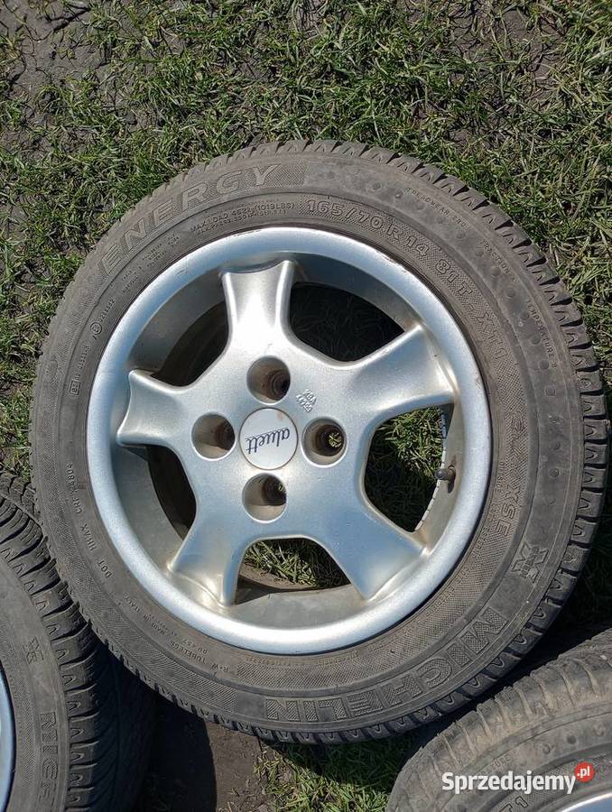 Alufelgi felgi aluminiowe 4x100 Corsa Clio Yaris Koła i felgi Chodecz
