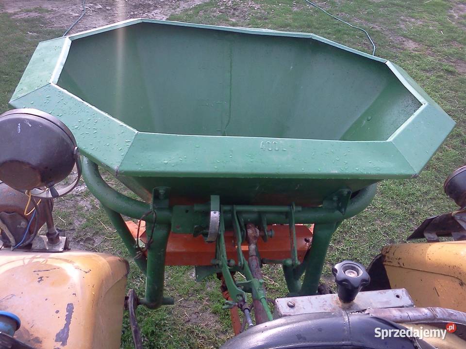 Rozsiewacz do nawozów Amazone zaf 402 lubelskie Żuków Pierwszy