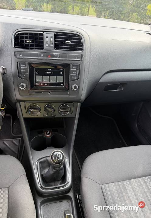 Volkswagen Polo 10 MPI 60 2014 123 304 Niemcy 2 Siekierki Wielkie sprzedam