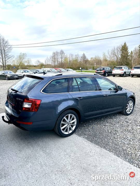 Skoda Octavia 20tdi 4x4 reflektory ksenonowe Octavia Tomaszów Lubelski sprzedam