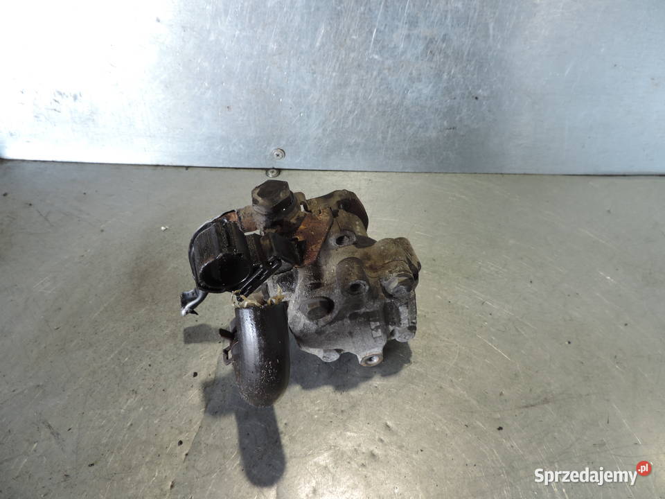 VW GOLF 4 AUDI A3 8L BORA 14 16 16V POMPA osobowe Nowy Sącz