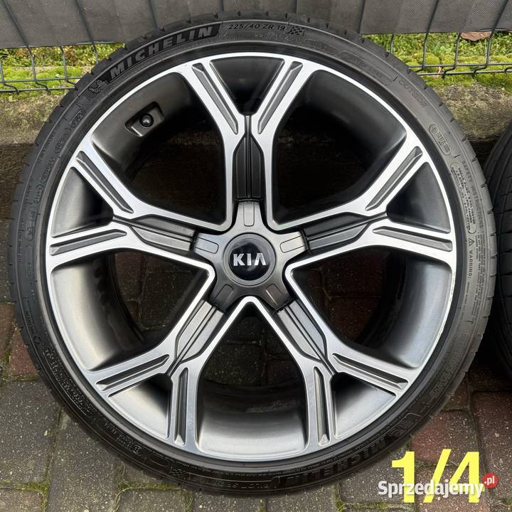 19 Kia Stinger koła felgi komplet 5x1143 8J i Lubasz