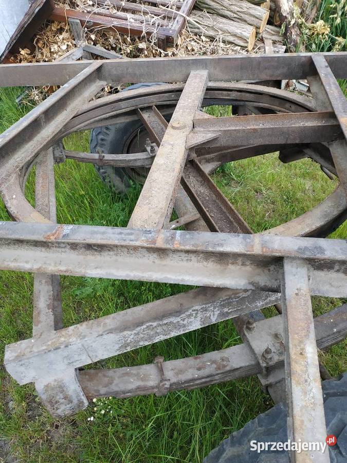 Przyczepa do bel balotów siana słomy nieuszkodzony Przyczepy rolnicze Stare Siołkowice