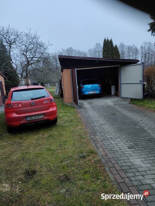 Seat Ibiza wersja 3 Czerwony 2008 12 silnik z benzyna+LPG Ibiza Rogów