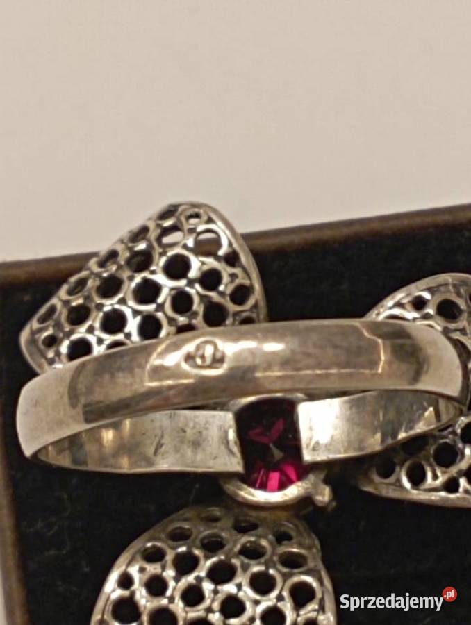 Pierścionek srebrny z rubinkiem Biżuteria Radom