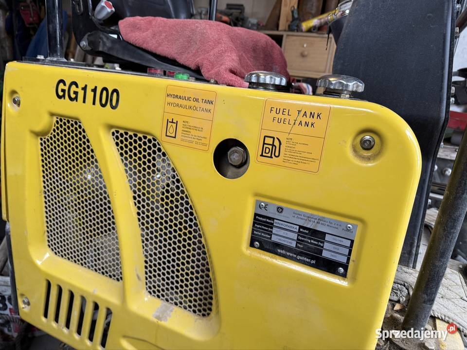 Koparka 1100 z osprzętem okazja niska Chrzanów sprzedam