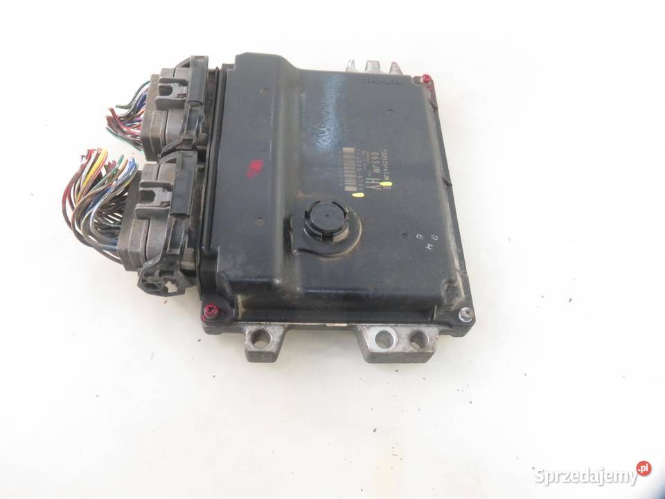 STEROWNIK SUZUKI SWIFT III 13 3392063JM osobowe