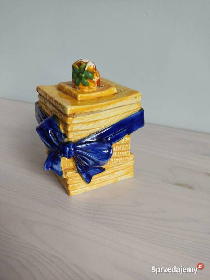 Pojemnik ceramiczny żółty z niebieską kokardką i Akcesoria kuchenne