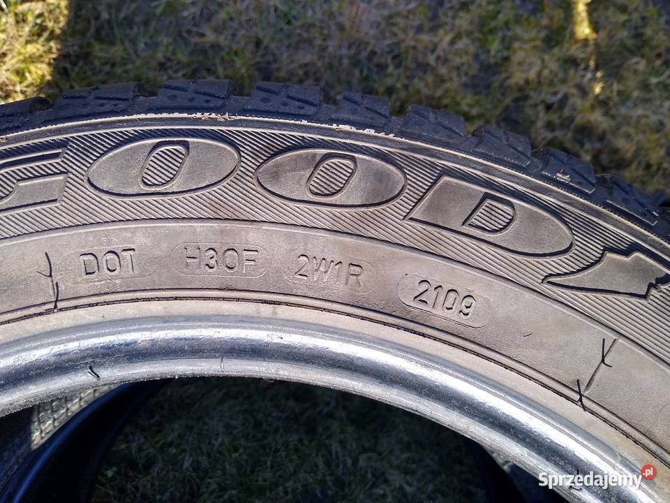 Opony Wielosezonowe Goodyear 20555 r16 Sadowie