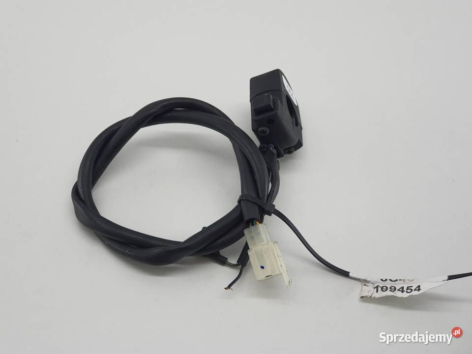 HONDA CBF 125 JC40 PRZEŁĄCZNIK PRAWY łódzkie