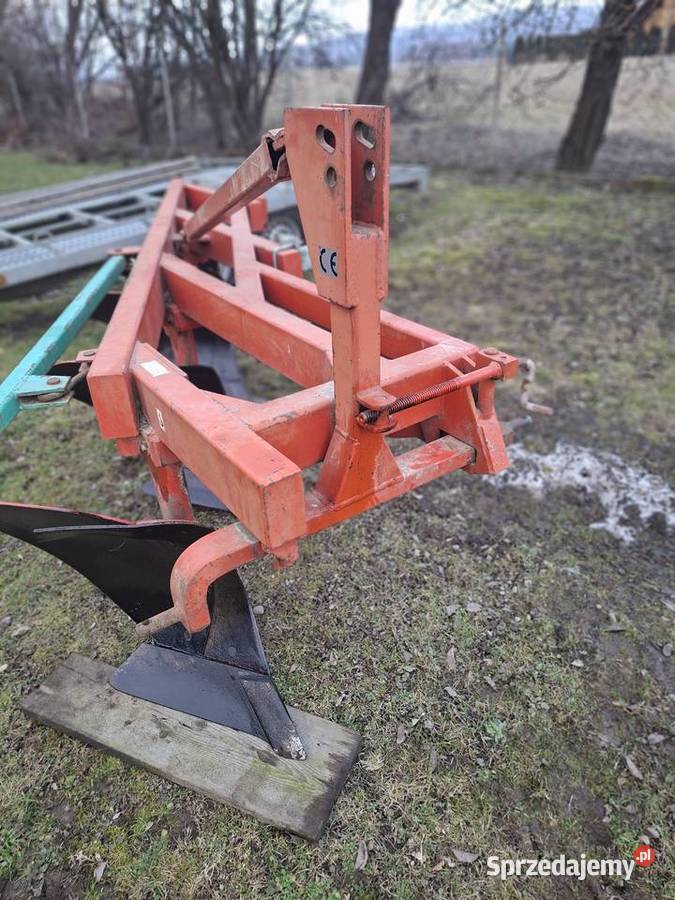Pług 4ka duża Staltech na zabezpieczeniu