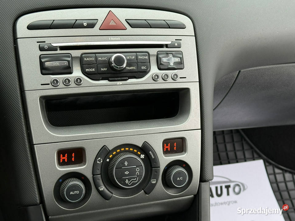 Peugeot 308 16i 120 PREMIUM światła przeciwmgielne mazowieckie Węgrów