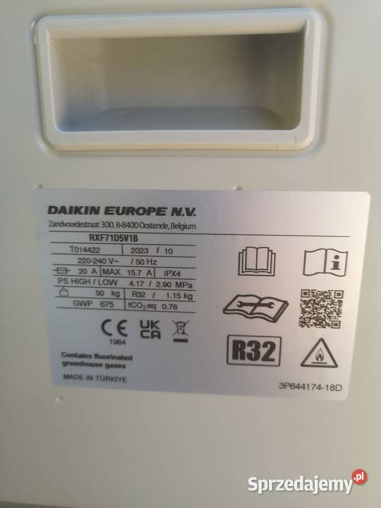 Klimatyzator Daikin 71 kW komplet NOWY