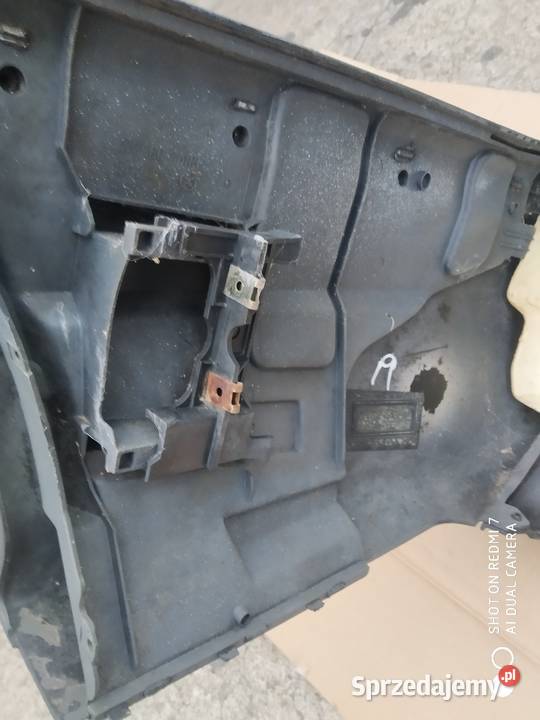 Zderzak tylny BMW E36 sedan łódzkie Tomaszów Mazowiecki sprzedam