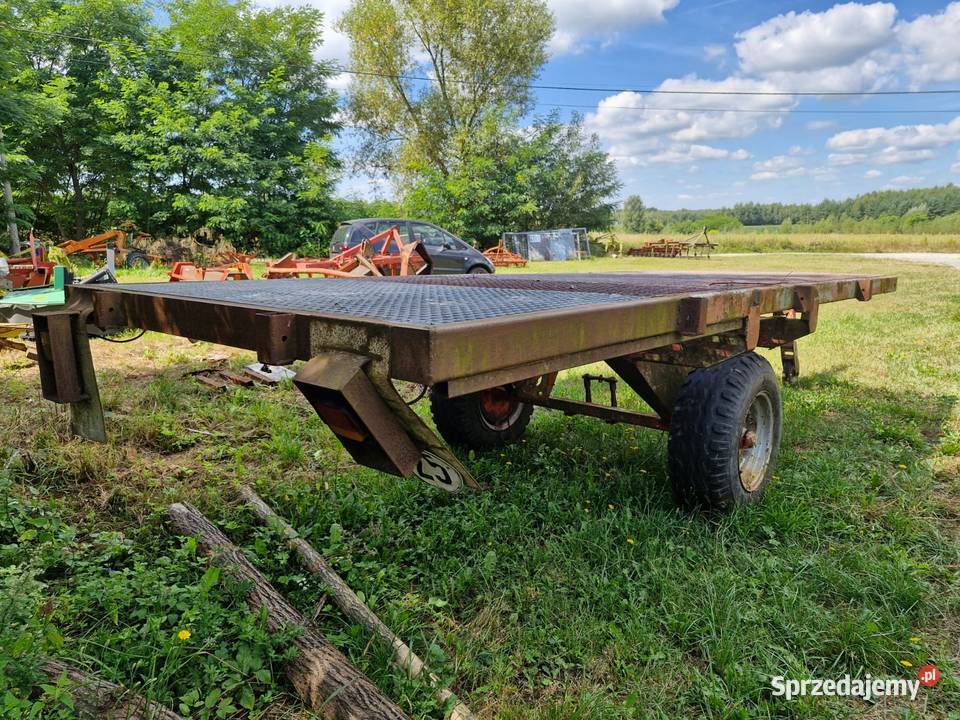 Przyczepa Platforma ciagnikowa nieuszkodzony Rembów