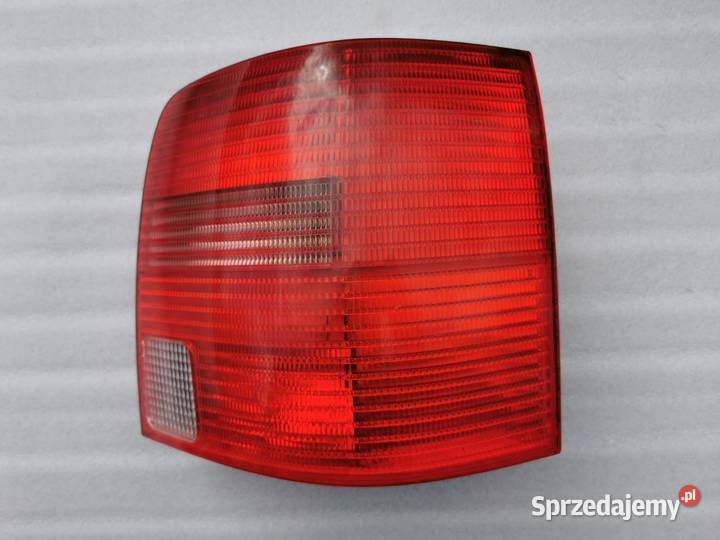 Lampa Prawy Tył Tylna Prawa VW Passat B5 Kombi Oświetlenie Wyszków