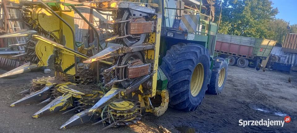 Sieczkarnia John Deere 6810 Brzozowo-Kolonia