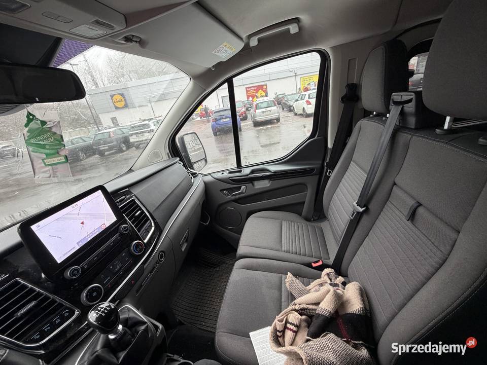 ford tourneo custom