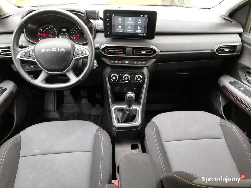 Dacia Jogger 10 Tce LPG Expression 7os wielofunkcyjna kierownica Jogger