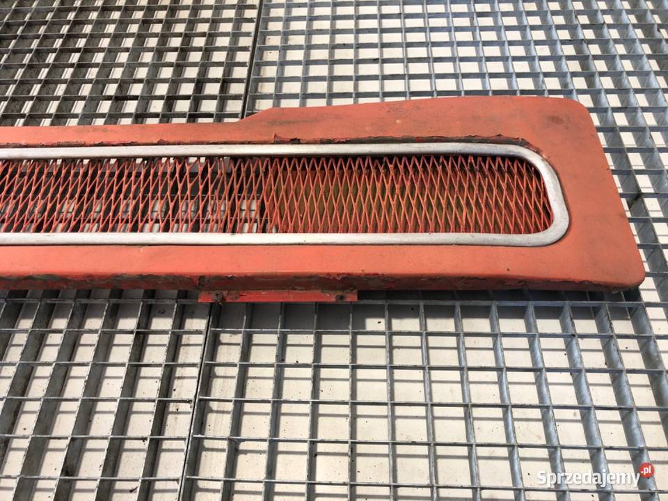 ATRAPA GRILL STAR Ciągnik siodłowy KRATA