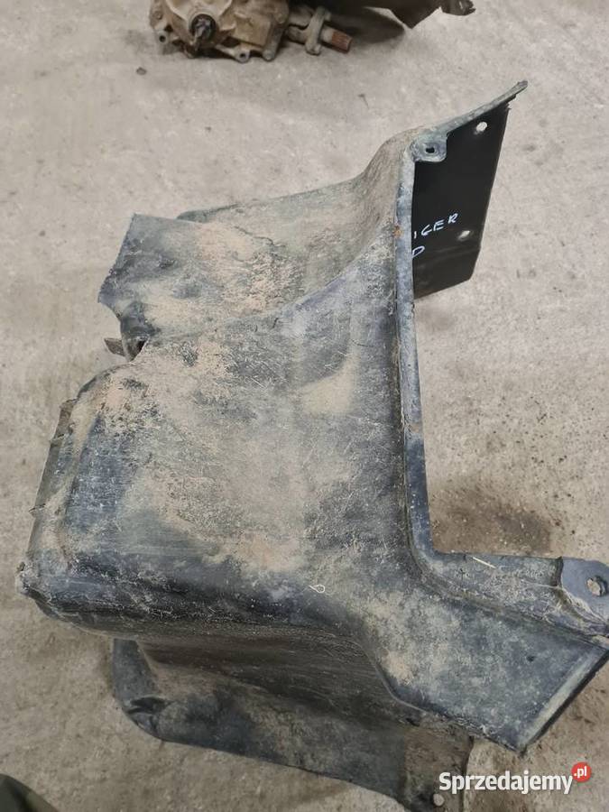 Stopien podnóżek prawy suzuki eiger 400 Wiele