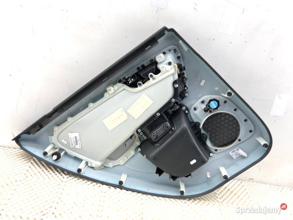 BOCZEK DRZWI LEWY TYŁ VOLVO V60 I 8635883 Kombi