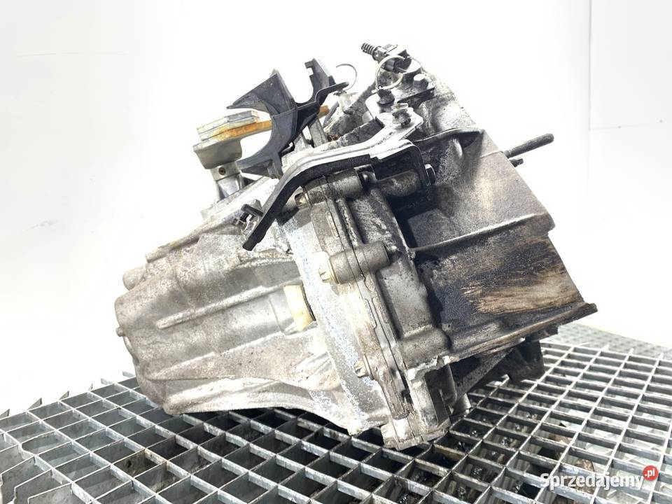 SKRZYNIA BIEGÓW DACIA DUSTER TL4B361 15 116