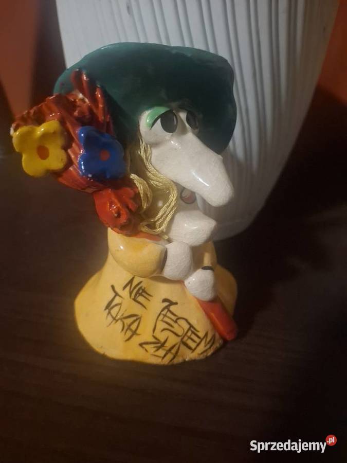 Baba jaga figurka z porcelany Porcelana i szkło Grodzisk Mazowiecki