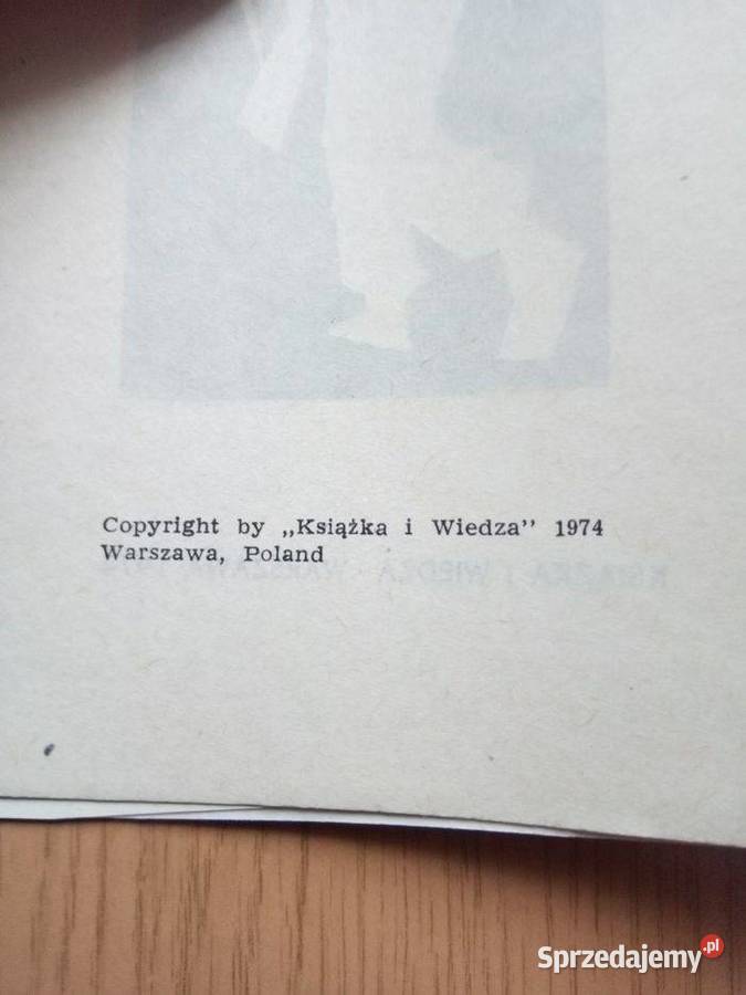Przemoczone pod plecakiem 18 lat książka 1974r Rok wydania 1974 Kultura i Rozrywka sprzedam