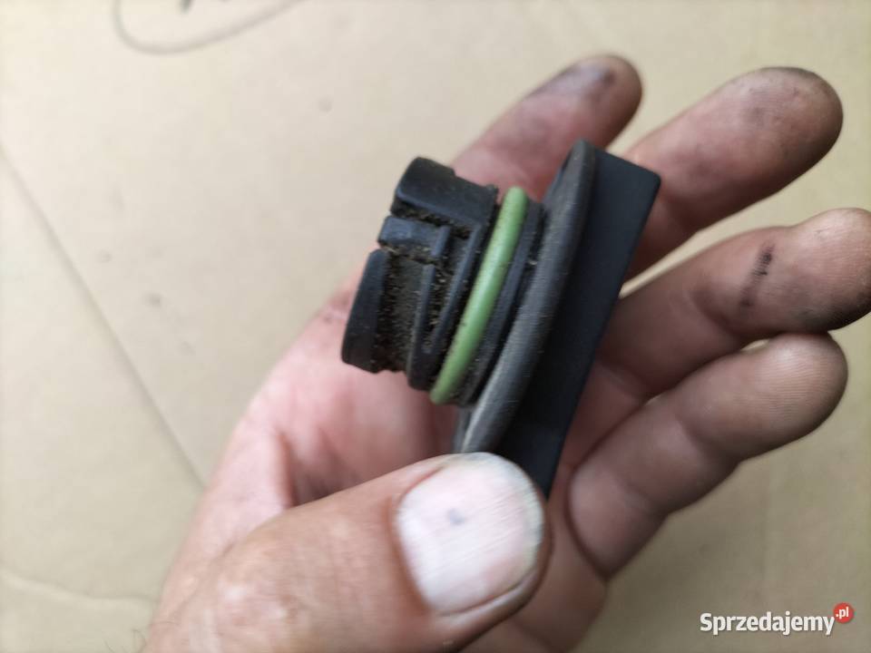 FIESTA MK5 MK6 14 KOREK WLEWU OLEJU Pozostałe Kamień-Kolonia