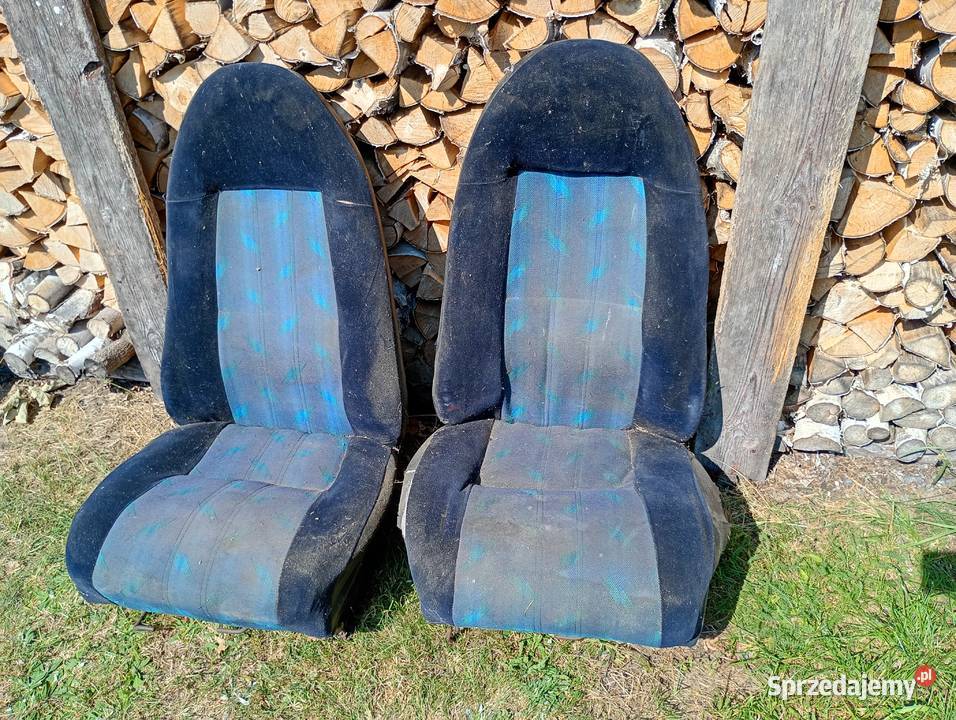 FIAT 126P FOTELE LOTNICZE Kielce