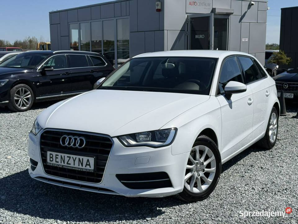 Audi A3 Sportback Audi A3 12 16V TSI 105 2014 centralny zamek A3 Wojkowice