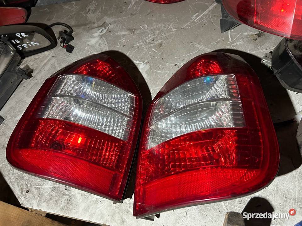Lampa prawy lewy tył Opel zafira A lift sprzedam