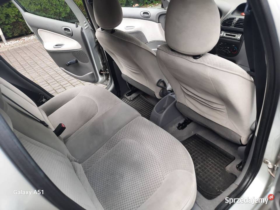 Peugeot 206 14 benzyna Hatchback 206 Kalisz